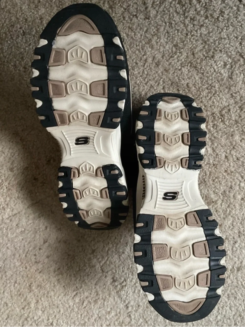 Skechers D' Lites - Comfy Cloud. Mule
